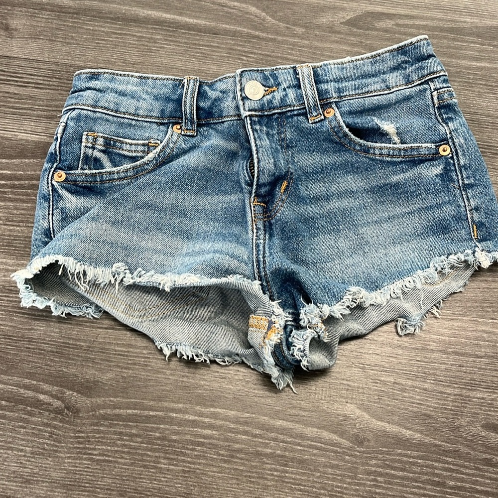 Hot jean shorts